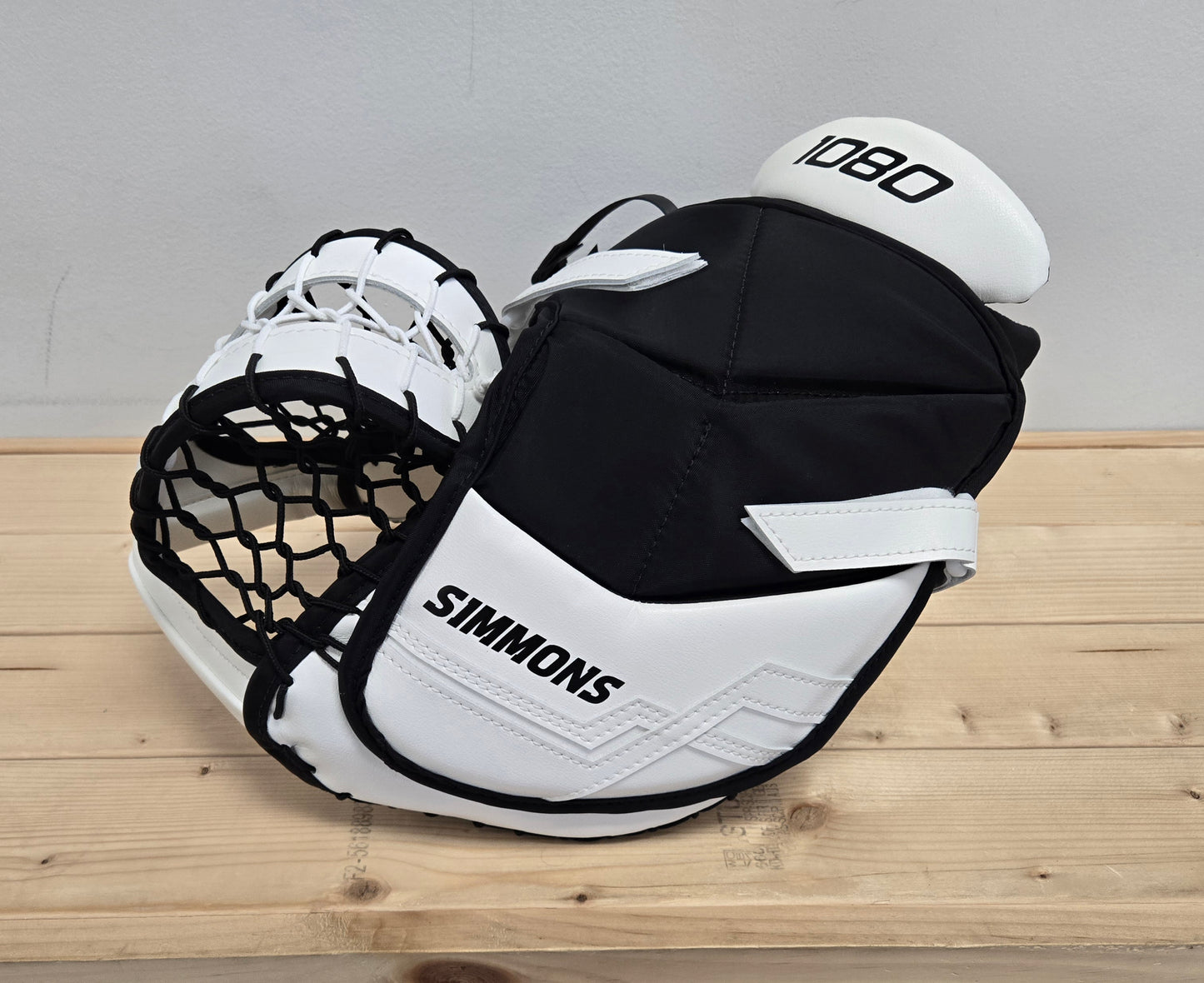 SIMMONS 1080 Pro Catcher